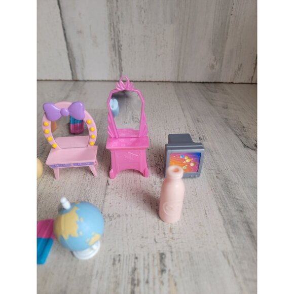 Variety doll accessory vanity TV flower vase globe food drink set - Picture 6 of 8